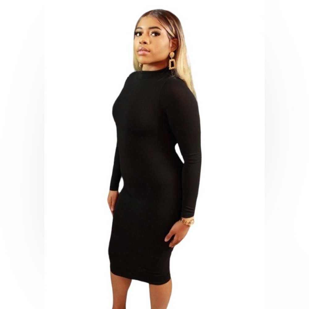 Black dress - Picture 2 of 2